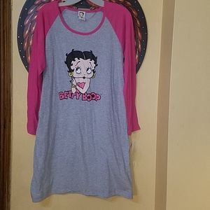 Betty Boop night dress sz. Small NWT